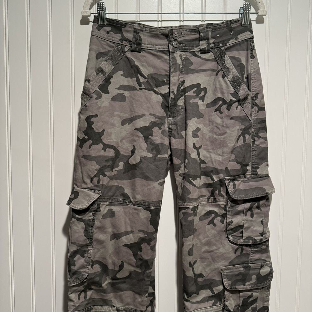 Abercrombie Fitch Camo Cargo Pants Gorpcore Size 4 - Picture 3 of 7